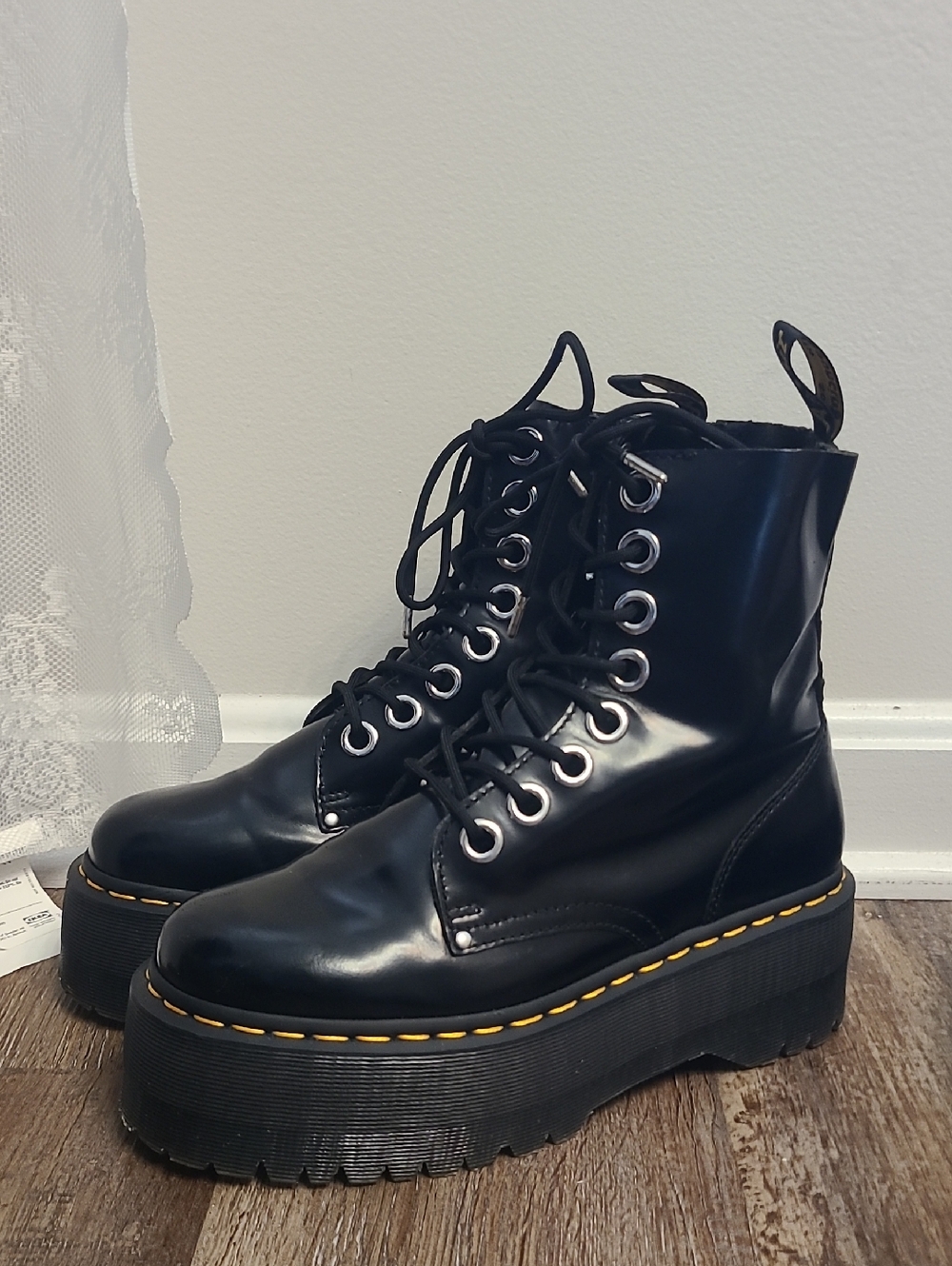 Dr Martens Jadon Max Platform Boots